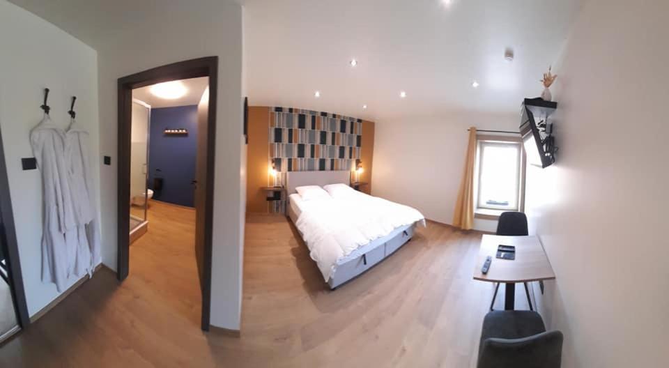 Les Chambres De La Fromagerie D'Ambly Nassogne Luaran gambar